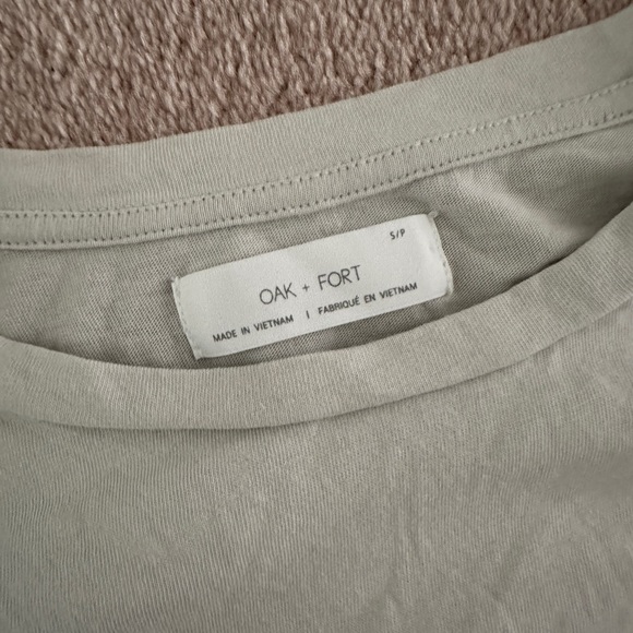 Oak + Fort Whisper Grey Peace Sign Tshirt - Picture 2 of 3